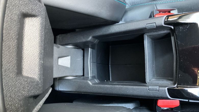 Peugeot 208 1.2 PureTech 100 Allure 5dr Petrol Hatchback